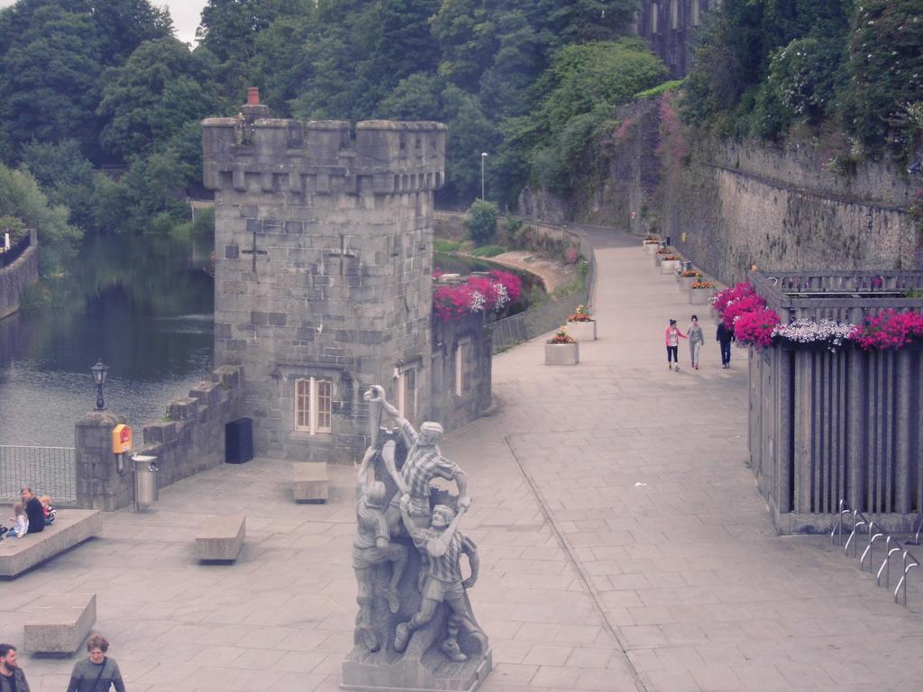 The Waterfront Townhouse Accommodation Kilkenny Dış mekan fotoğraf